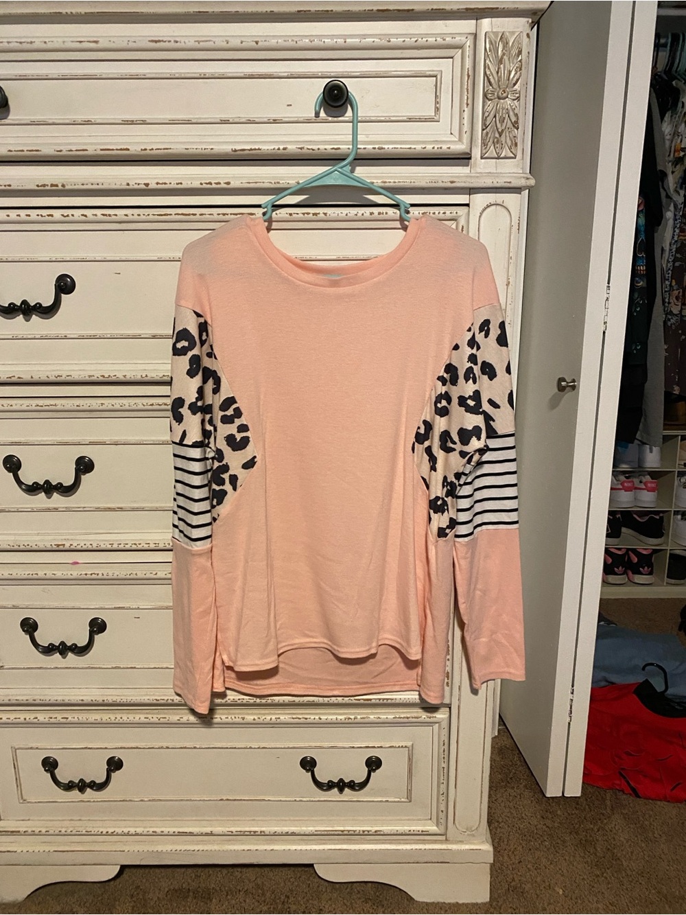 Women’s Peach Mixed-Print Long Sleeve Top